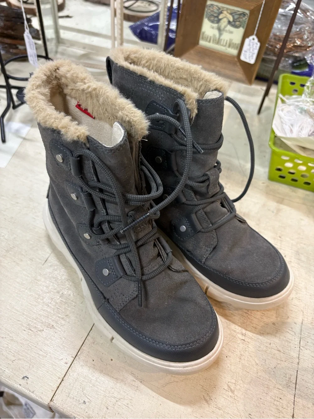SOREL Women’s Gray Faux Fur Lined Lace-Up Winter Boots